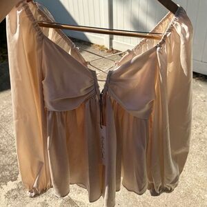 NWT Elegant Cream Women's Top Size Medium Peasant Prairie Hippie Boho Chic Style